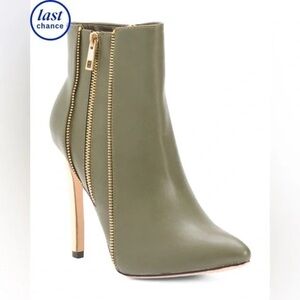 CATHERINE MALANDRINO | Zippo Side Zip Heeled Booties Size 8.5